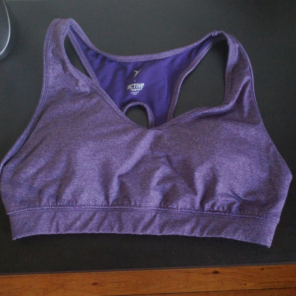 Sports bra
